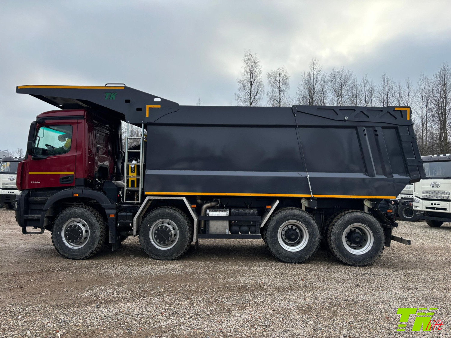 Самосвал карьерный КАМАЗ 65951 8х4 с кузовом ТОРГ-КОМС 25 м3 Четырехосный самосвал КАМАЗ К5 65951 8х4 с кузовом ТОРГ-КОМС 25 м3